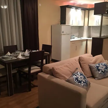 Iglika Complex, Bulgaria, 2-bedroom Apartment, City Centre/beach Access Daire *